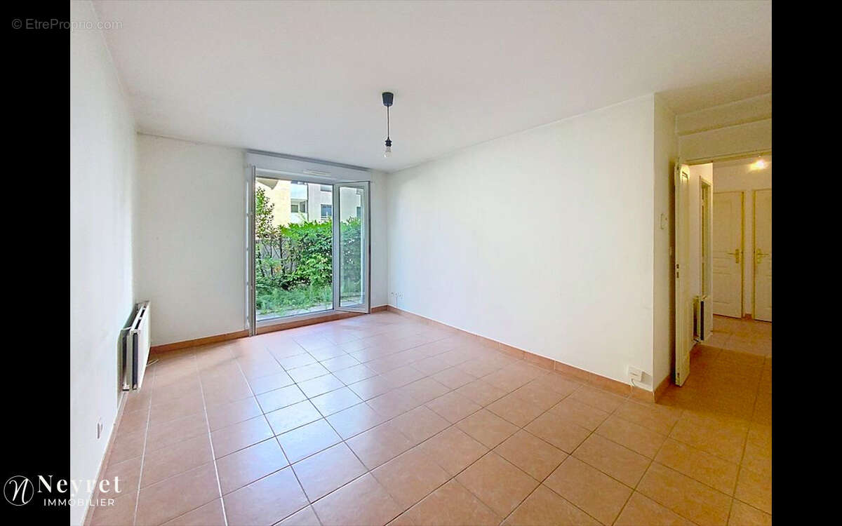 Appartement à LYON-8E