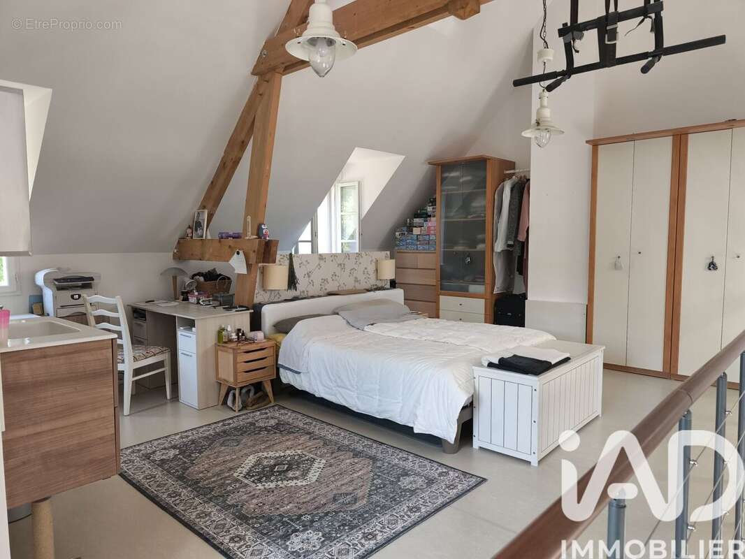 Maison 139 m² à Asquins  - photo 9