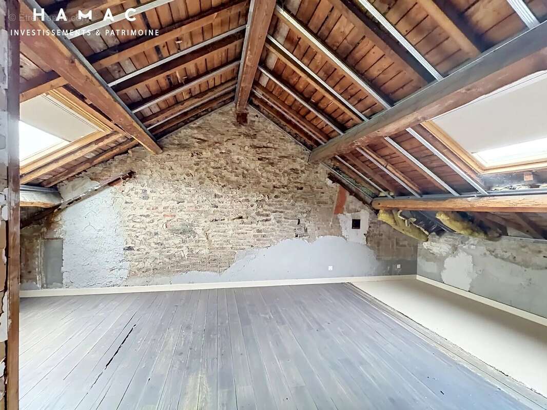 Maison à BEAUJEU