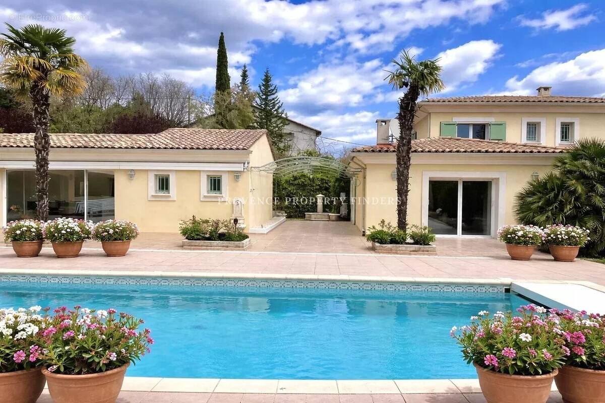 Maison à SAINT-ANTONIN-DU-VAR