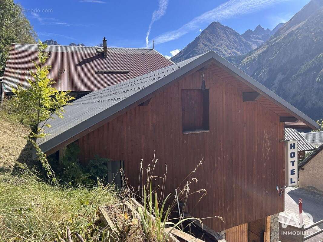 Photo 3 - Commerce à VENOSC