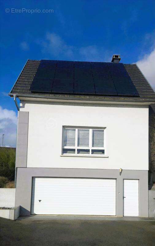 Rare à Fislis ! Maison familiale 154 m² avec piscine et grands espaces - photo 3