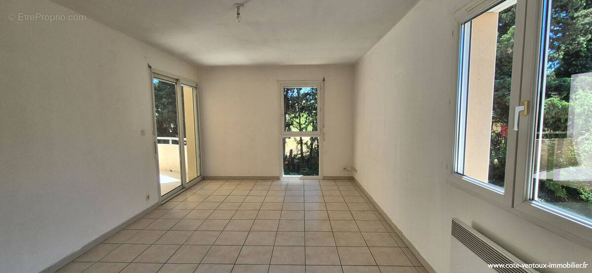 Appartement à AUBIGNAN