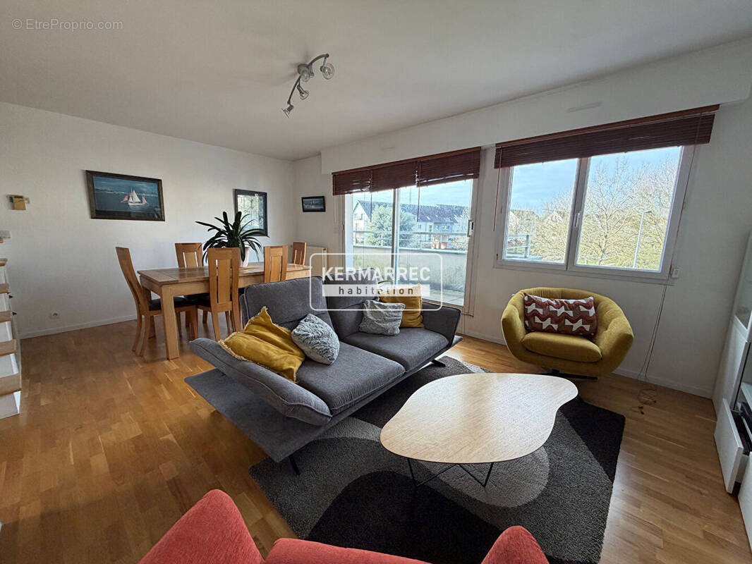 Appartement à LE RHEU