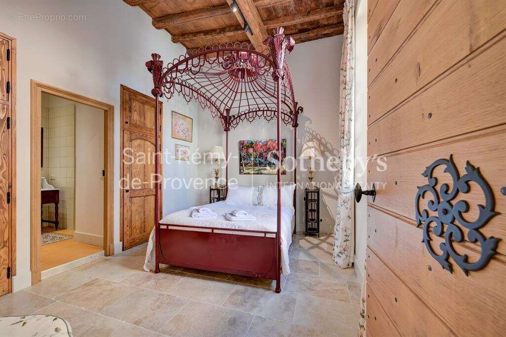 Maison à SAINT-REMY-DE-PROVENCE