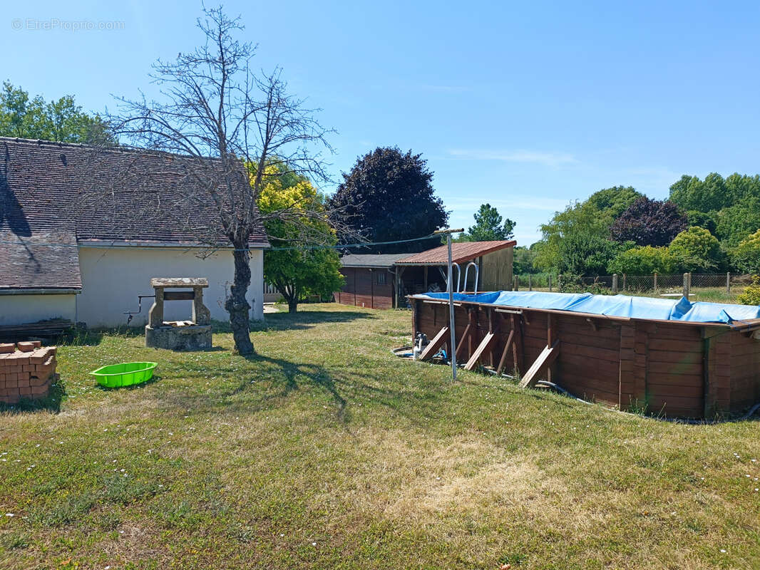 Maison à PRECY