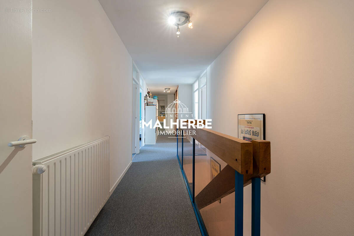 Sur les hauteurs : tres belle maison independante et familiale - photo 7