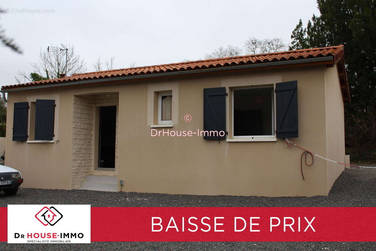 Maison à ROULLET-SAINT-ESTEPHE