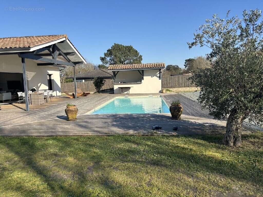 Maison à CASTELJALOUX