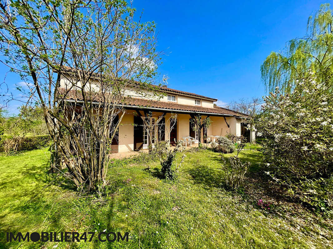 Maison à CASTELMORON-SUR-LOT