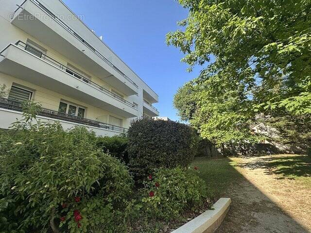 Appartement à MAISONS-ALFORT