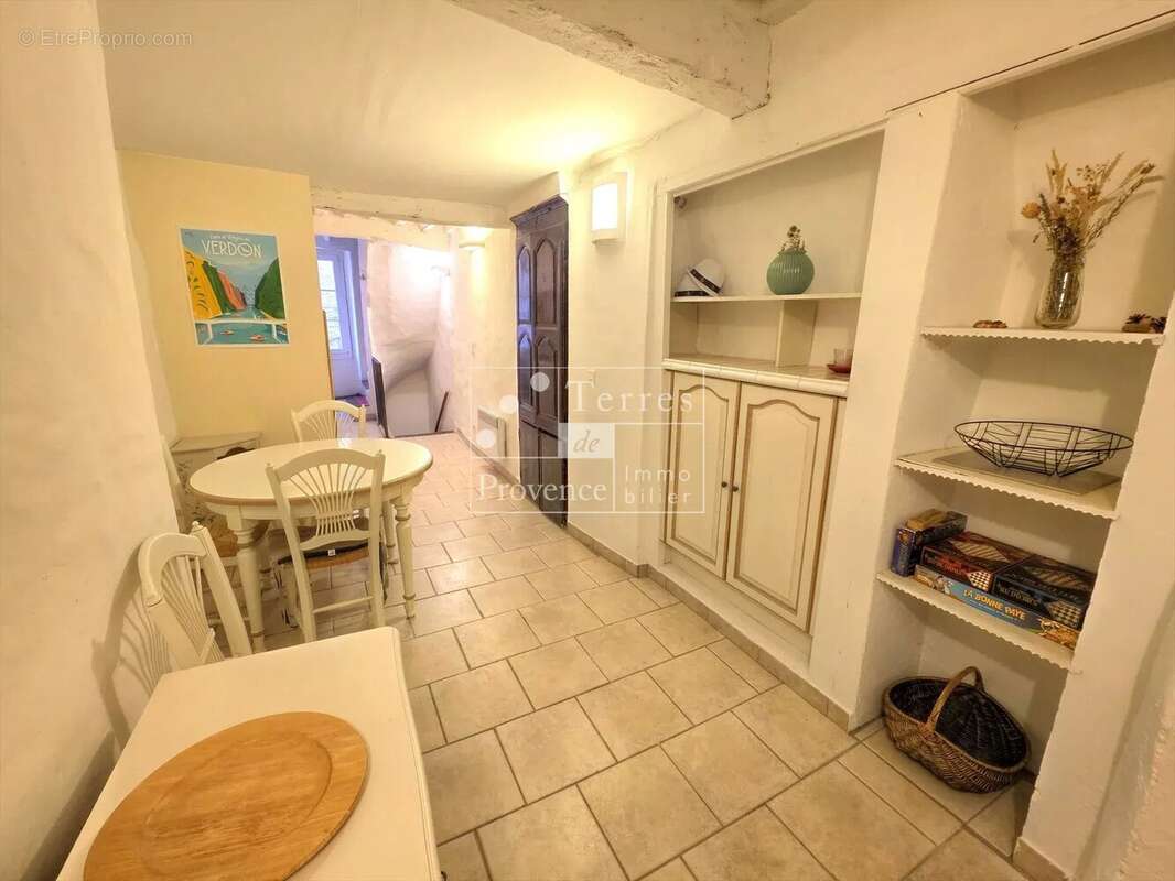 Charmante maison de village à Aups, 71 m², 2 chambres - photo 8