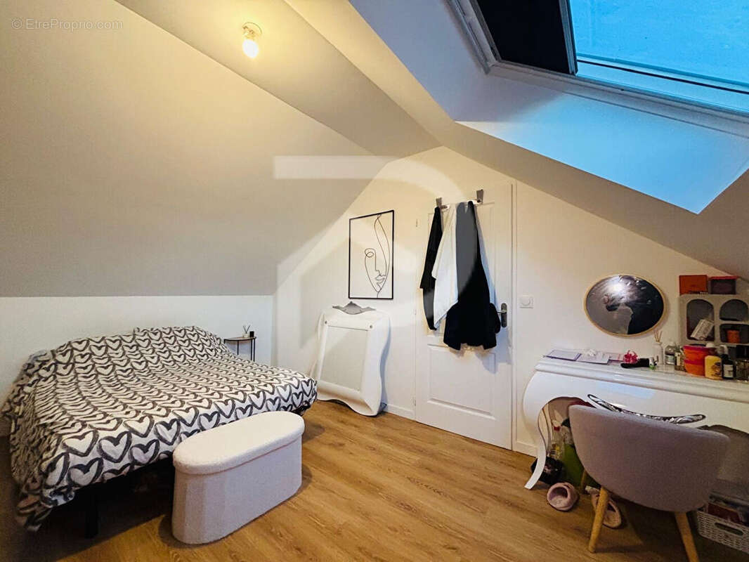 Maison à SARTROUVILLE