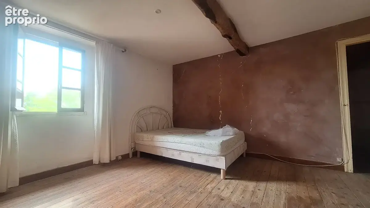 Maison en pierre avec dependances et terrain à finir de rénover - photo 6