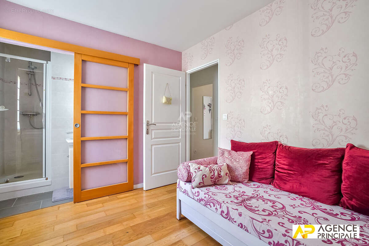 Appartement à MAISONS-LAFFITTE