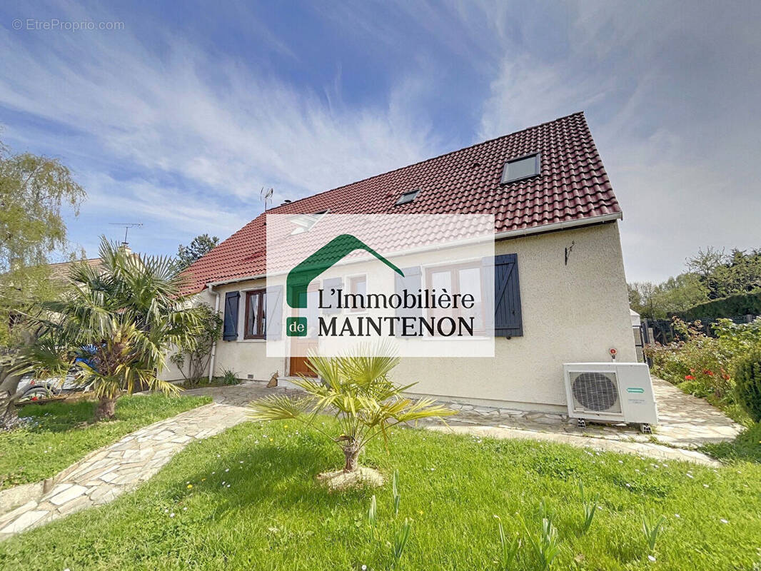 Maison à MAINTENON
