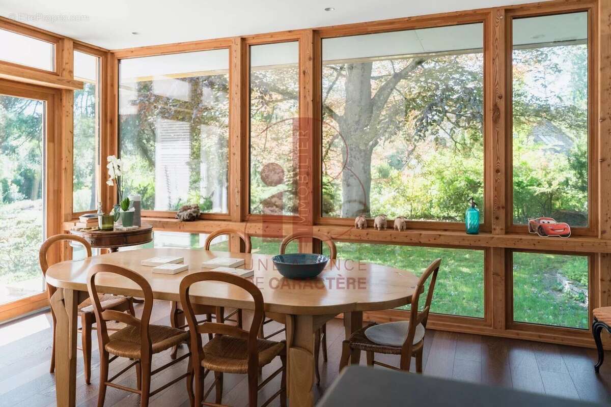 Maison à FONTAINEBLEAU