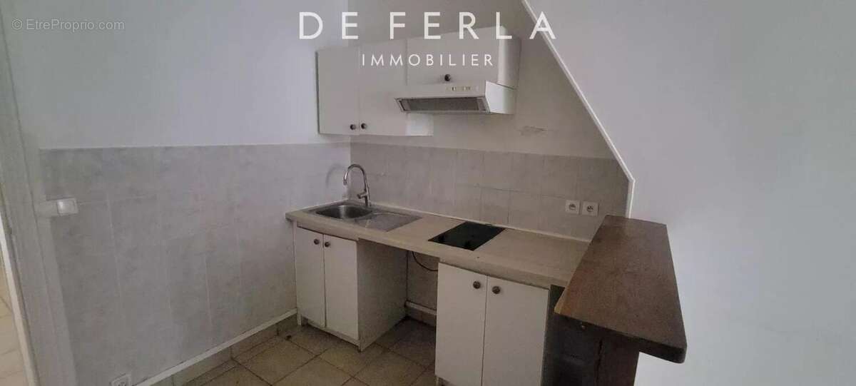 Appartement à PARIS-2E