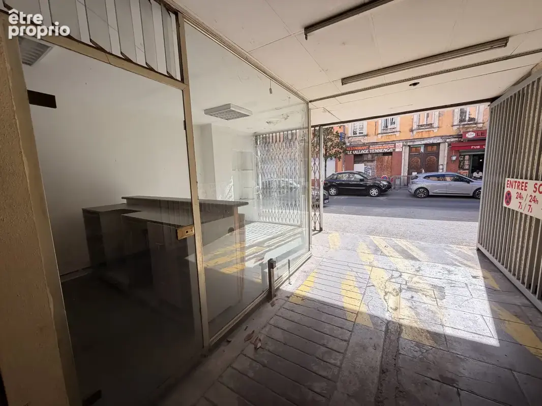 Vente plusieurs lots dans un immeuble - photo 22