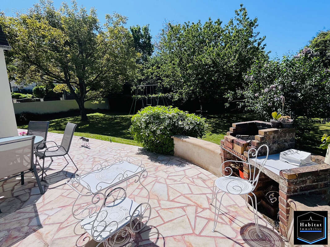 Maison à NANTEUIL-LE-HAUDOUIN