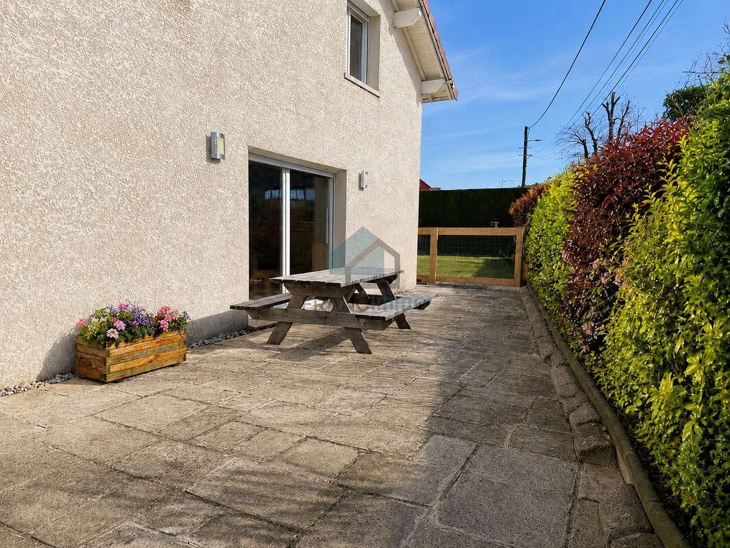 Maison à FERRIERES-LE-LAC