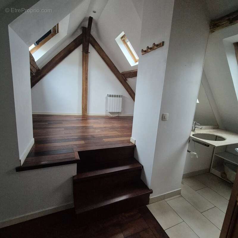 Maison à SAVIGNE-L'EVEQUE