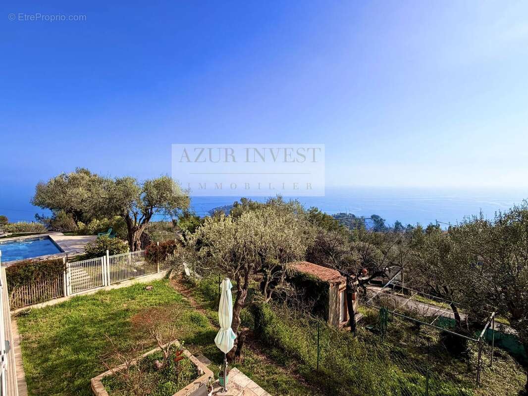 Maison à ROQUEBRUNE-CAP-MARTIN