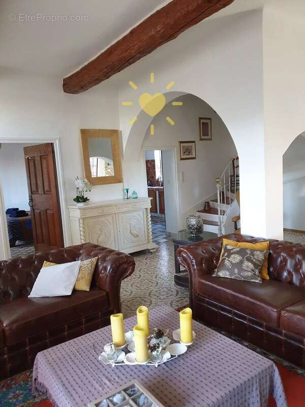 Bastide provencale renovee au calme accessible a pied du village - photo 14