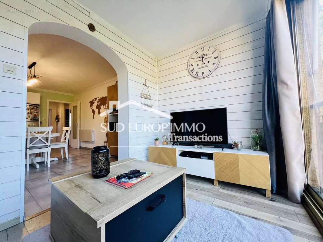 Appartement à VENCE