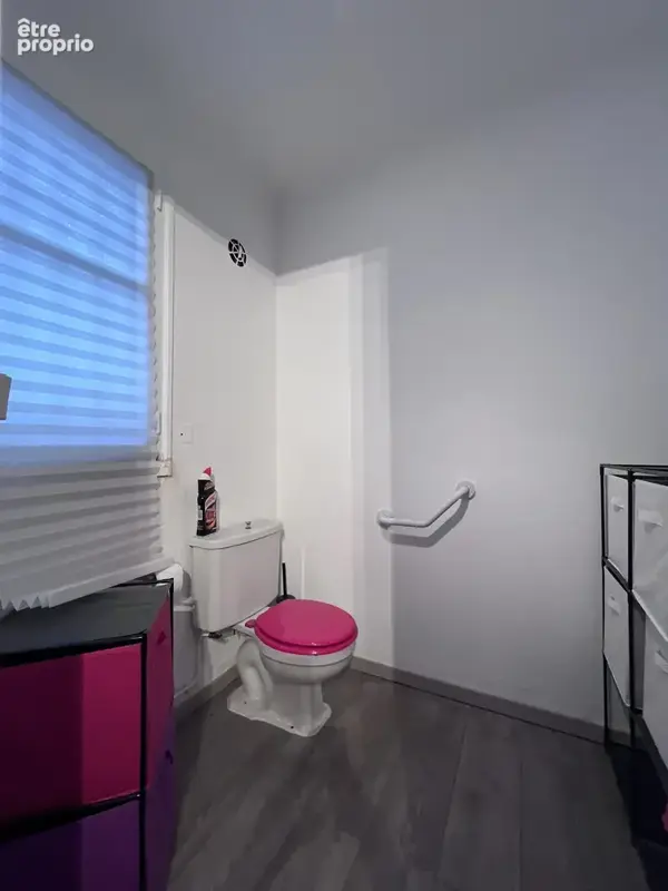 Quartier Carnot - Local professionnel de 37 m2 avec garage de 22 m2 - photo 8