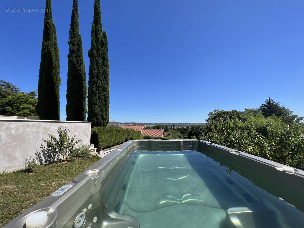 Maison à CHONAS-L'AMBALLAN