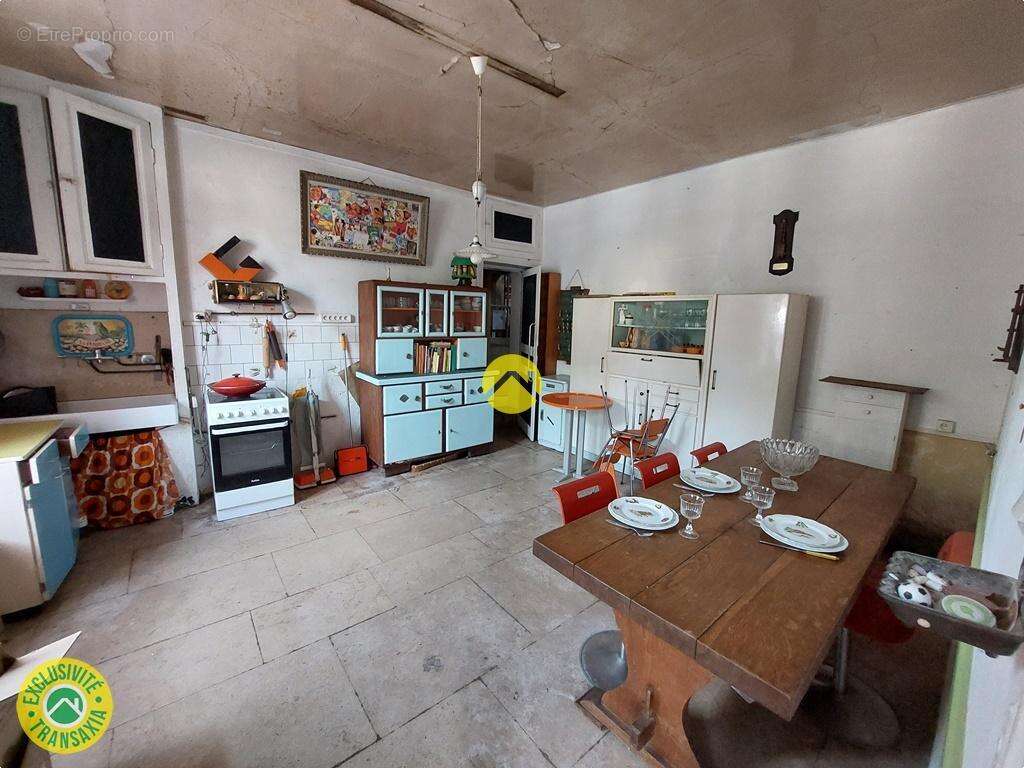 Maison avec cour et jardin - photo 4