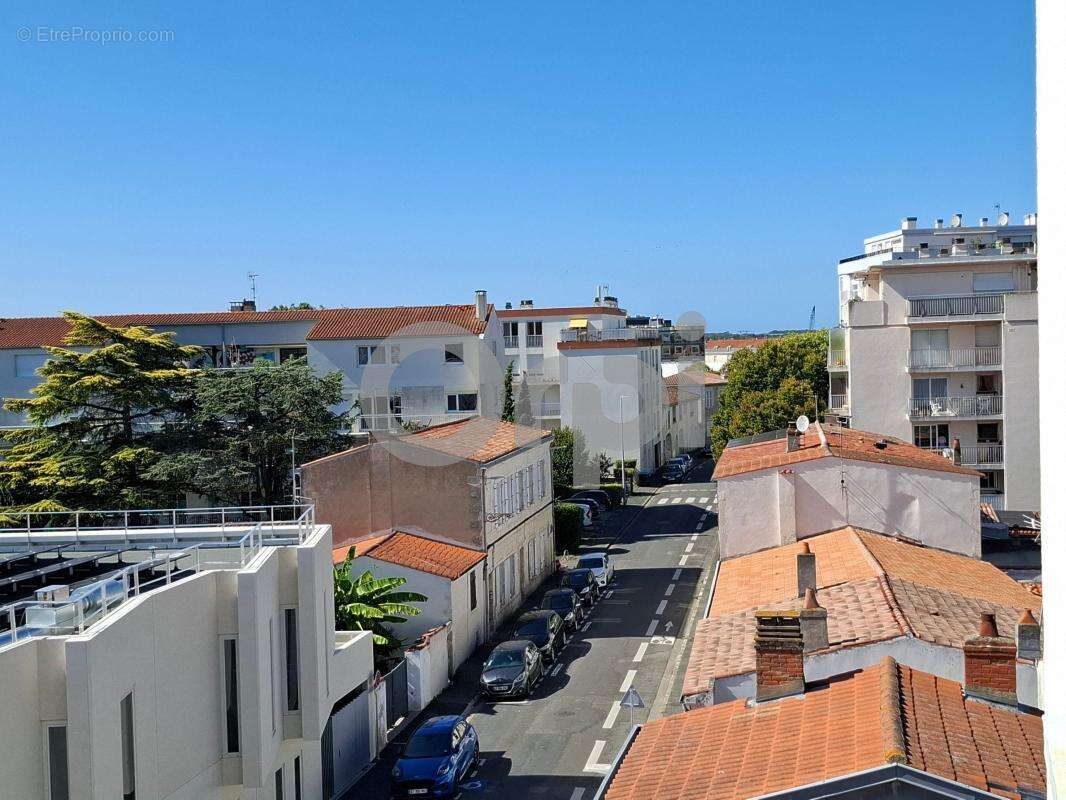 Appartement T3 70m2  Vendre Centre ville de La Rochelle - photo 11