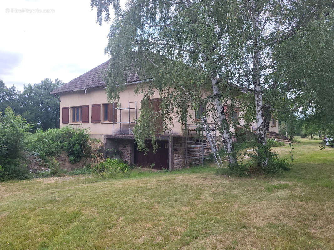 Maison à SOUAL
