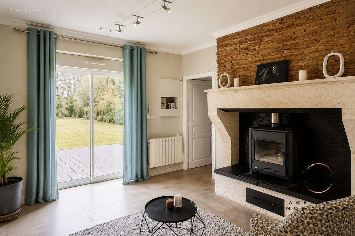 Maison 242 m² à Langon  - photo 7