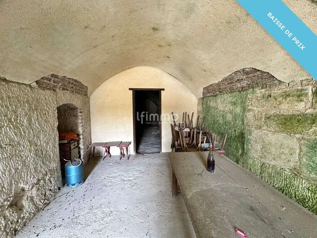 Commerce à MONTOIRE-SUR-LE-LOIR