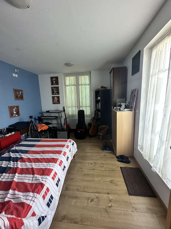 Maison à SAINTE-SAVINE