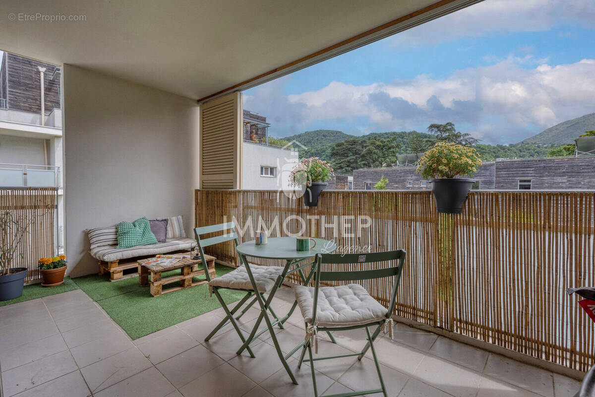 Appartement à GIERES