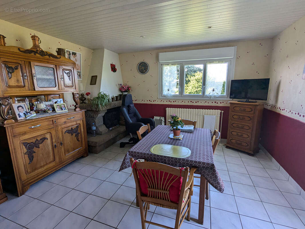Maison à CARO