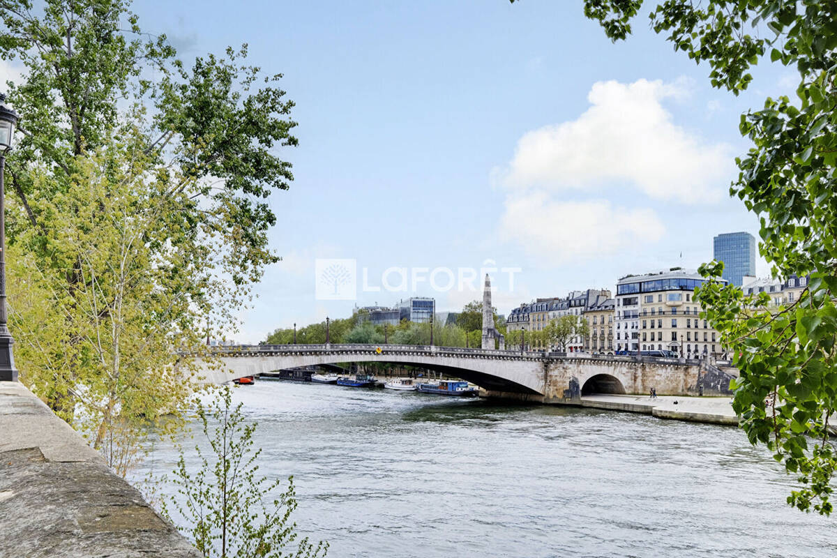 Appartement à PARIS-4E