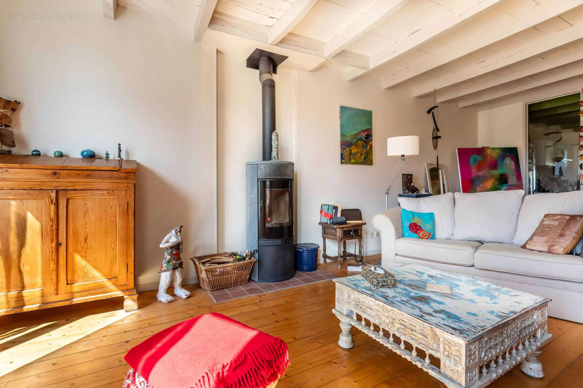 Maison à CASTELSAGRAT