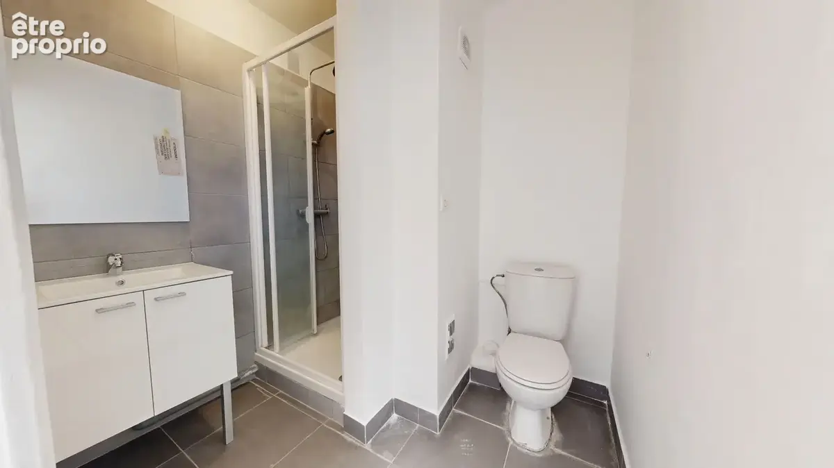 A vendre - Appartement T3 avec Balcon au calme absolu  et Vue Colline ? Parc Sévigné, Marseille 13009 - photo 6