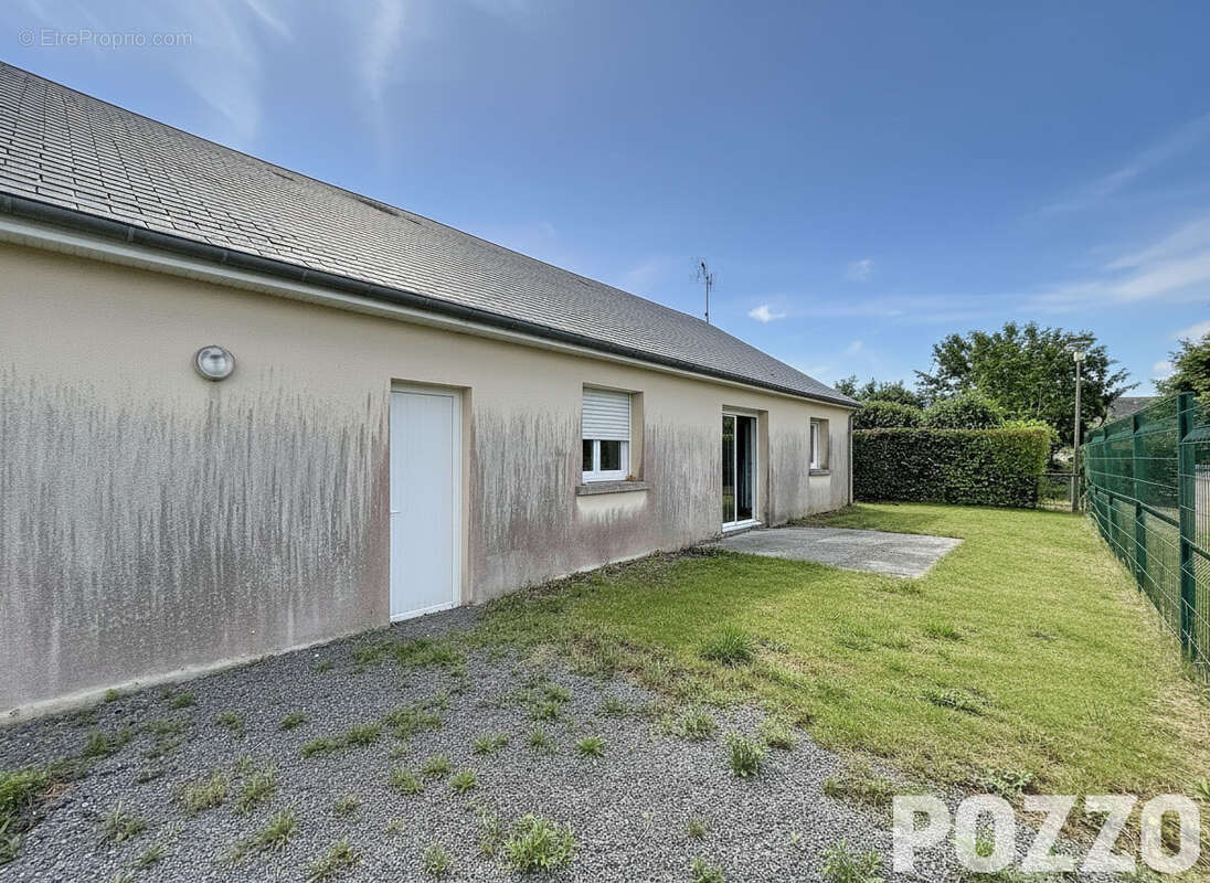 A vendre. st clair sur elle. plain-pied. 3 chb. centre bourg. - photo 3