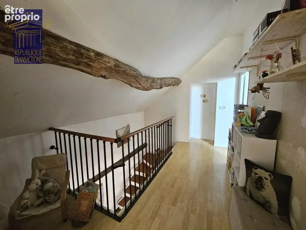 Maison ancienne rénovée avec terrain et dépendance - photo 11