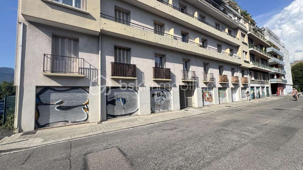 Parking à GRENOBLE