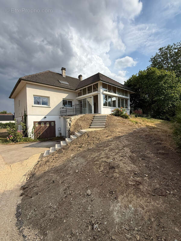 Maison à PREVESSIN-MOENS