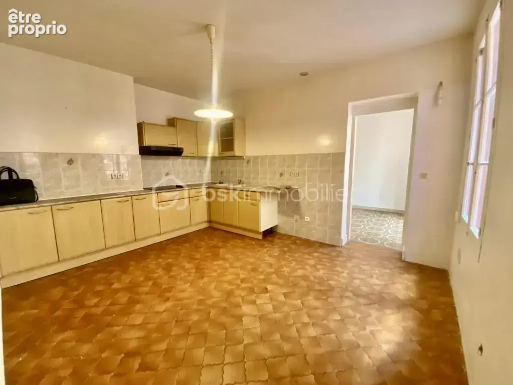 Cannes - Au pied du Suquet , à deux pas du Vieux-Port 3 pièces 62m2 terrasse - photo 2