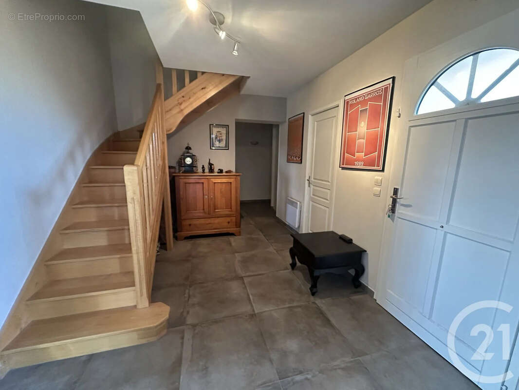 Maison à SAINT-SULPICE-DE-ROYAN