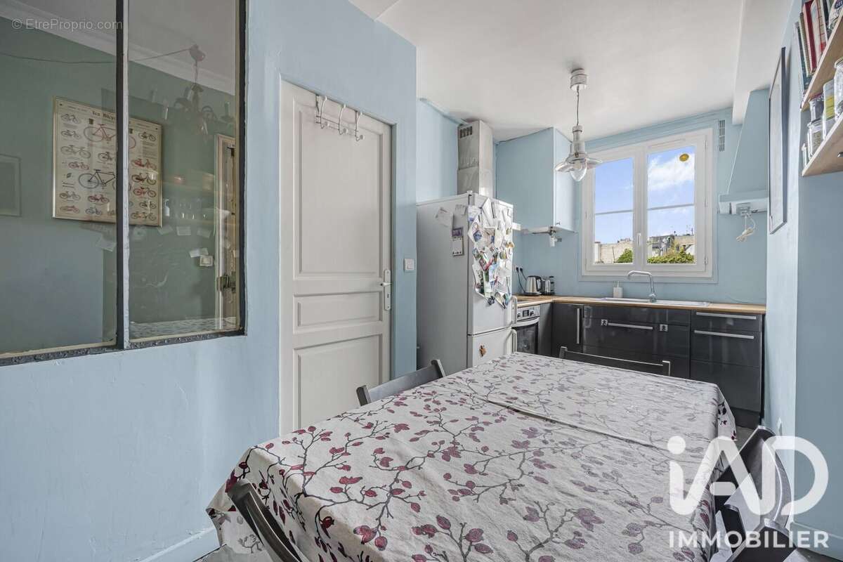 Photo 6 - Appartement à PARIS-18E