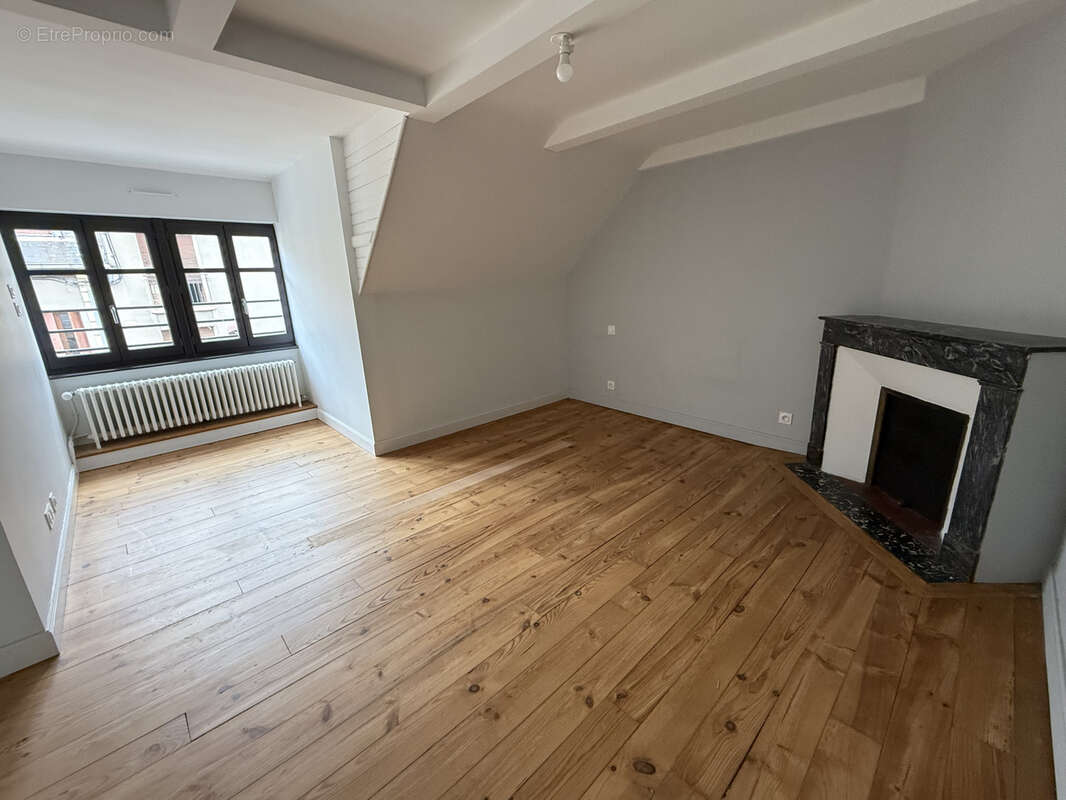 Appartement à ESPALION